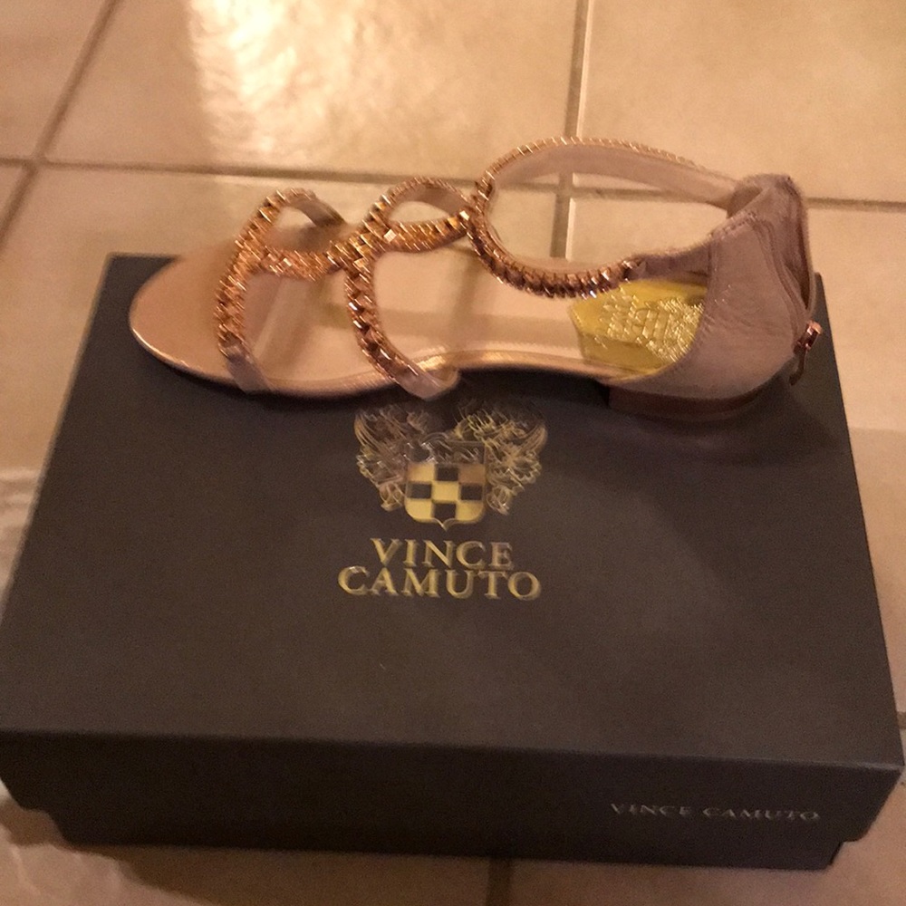 New Vince Camuto 7.5 rose gold flat leathers